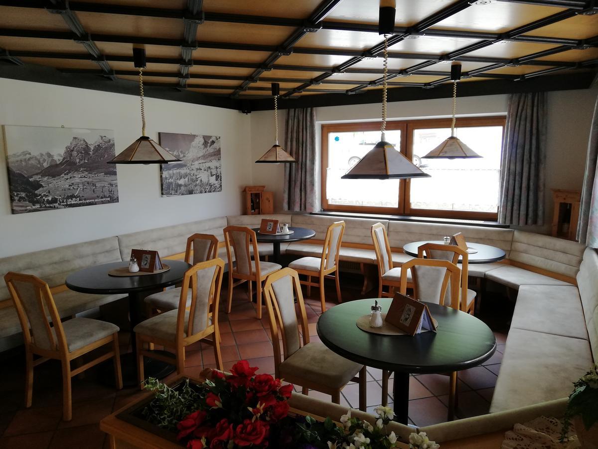 Garni Miriam Ξενοδοχείο La Villa  Εξωτερικό φωτογραφία